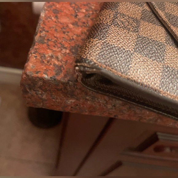 LOUIS VUITTON DAMIER EBENE TRIFOLD WALLET - Picture 15 of 16